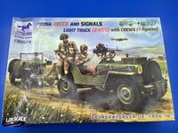 British Recce And Signals Light Truck (2 Kits with Crew (5 figures)-USZKODZONY/DAMAGED